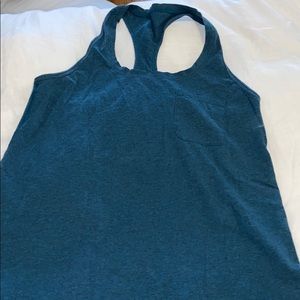 LIKE NEW LULULEMON TANK TOP